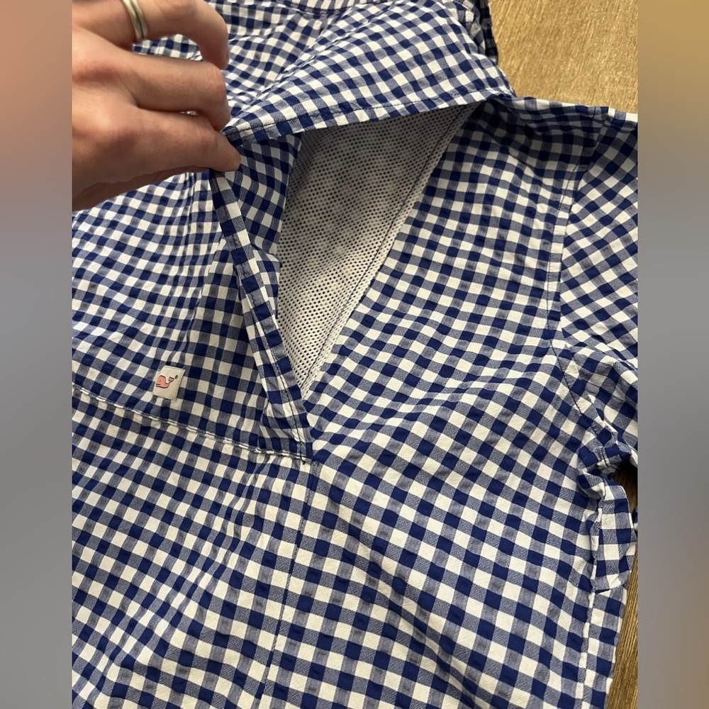 Vineyard Vines Women’s Outdoor Performance Long Sleeve Blue Gingham Button Down - Picture 7 of 12